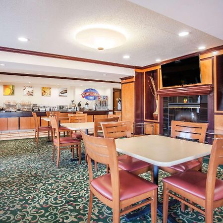 Baymont By Wyndham Madison Heights Detroit Area Exterior foto